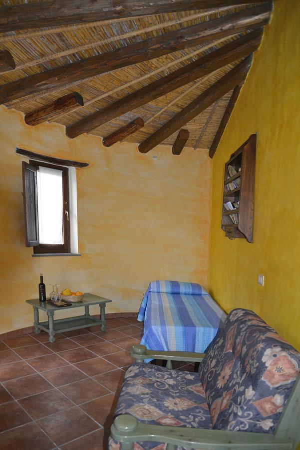 Agriturismo Rubinu Galtellì Exterior foto